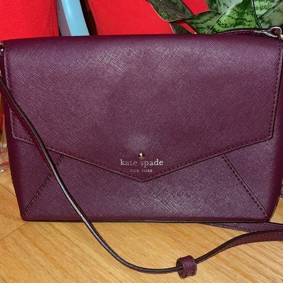 kate spade Handbags - 🌷Kate Spade Burgundy Leather Handbag🌷